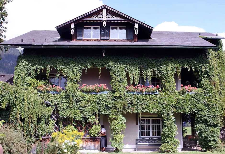 The Villa Koenigsgarten
