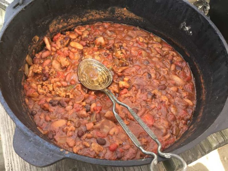 Cowboy beans from the Dutch oven