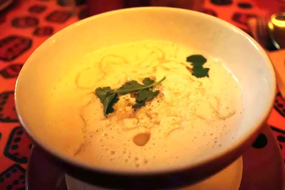 Delicious: Coconut shrimp soup with coriander - food like in South Africa