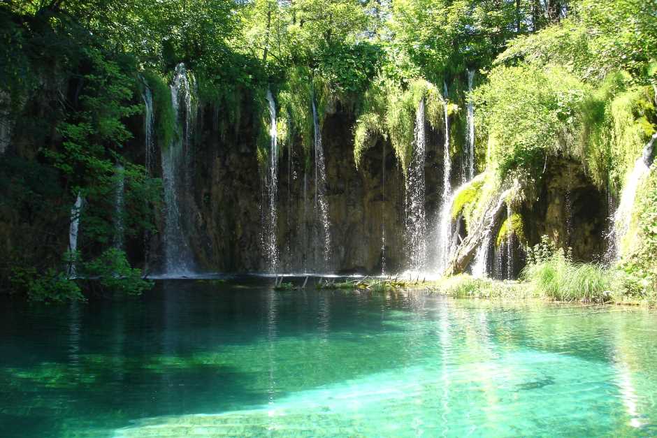 Entdecke die Schönheit des Nationalparks Plitvicer Seen, Kroatien