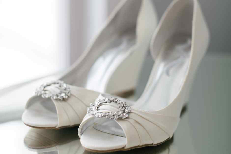 Pumps with heels
