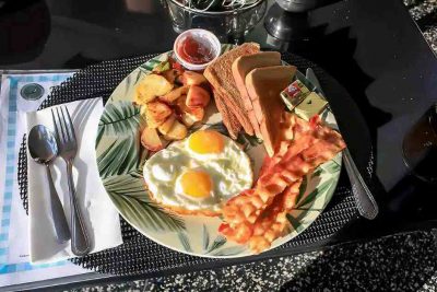 Breakfast by the pool in Miami Beach