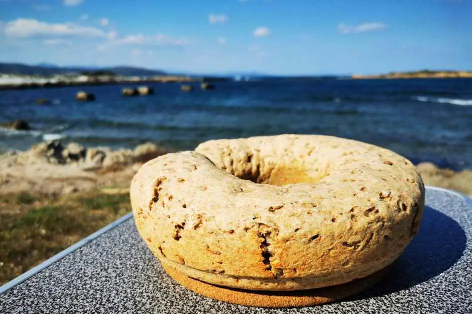 Bake bread in the Omnia oven