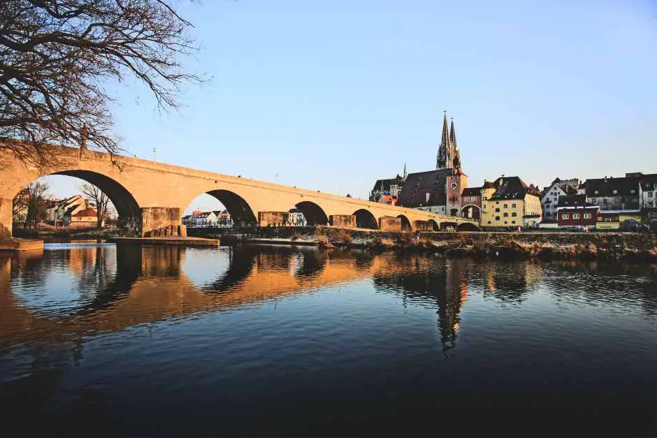 Die Steinerne Brücke in Regensburg