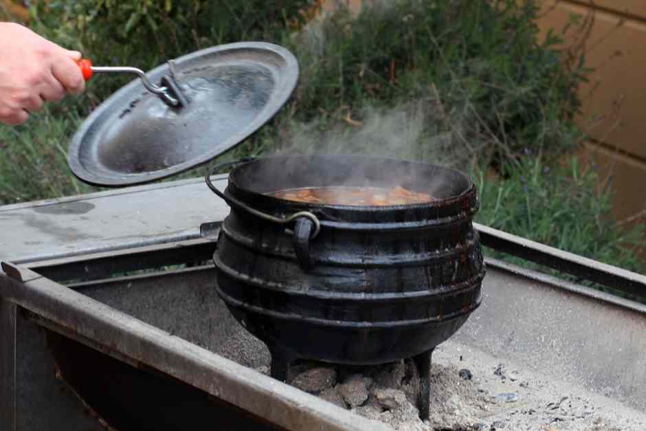 Potjiekos in the Dutch oven