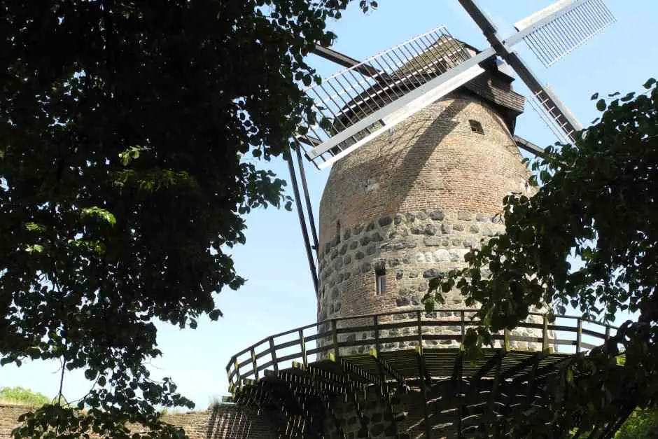 Schöne Städte am Rhein entdecken in diesem Sommer