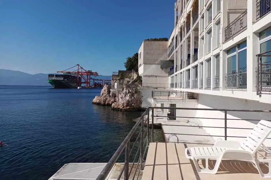 Hotel Jadran bathing platform