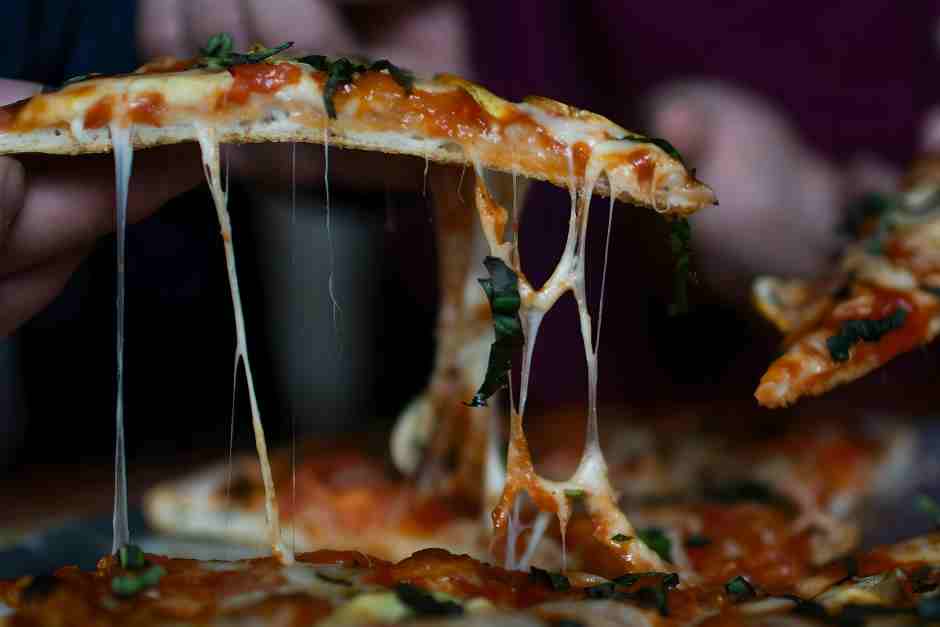 Pizza is typical food in New York City