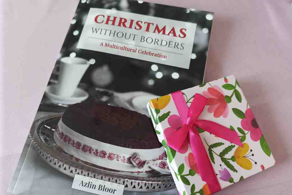 Christmas without Borders