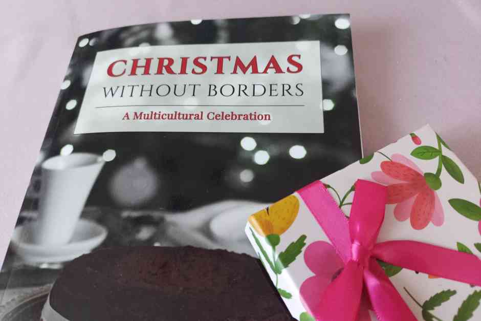 Christmas without Borders