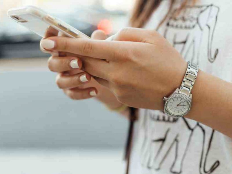 Stress-free travel with mobile visa