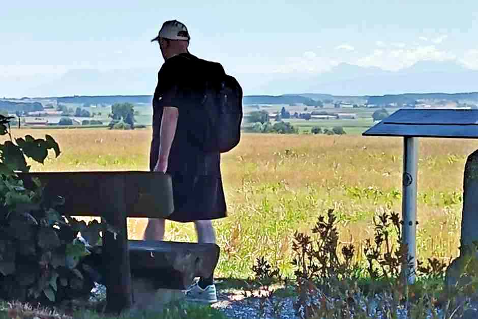 Petar beim Wandern