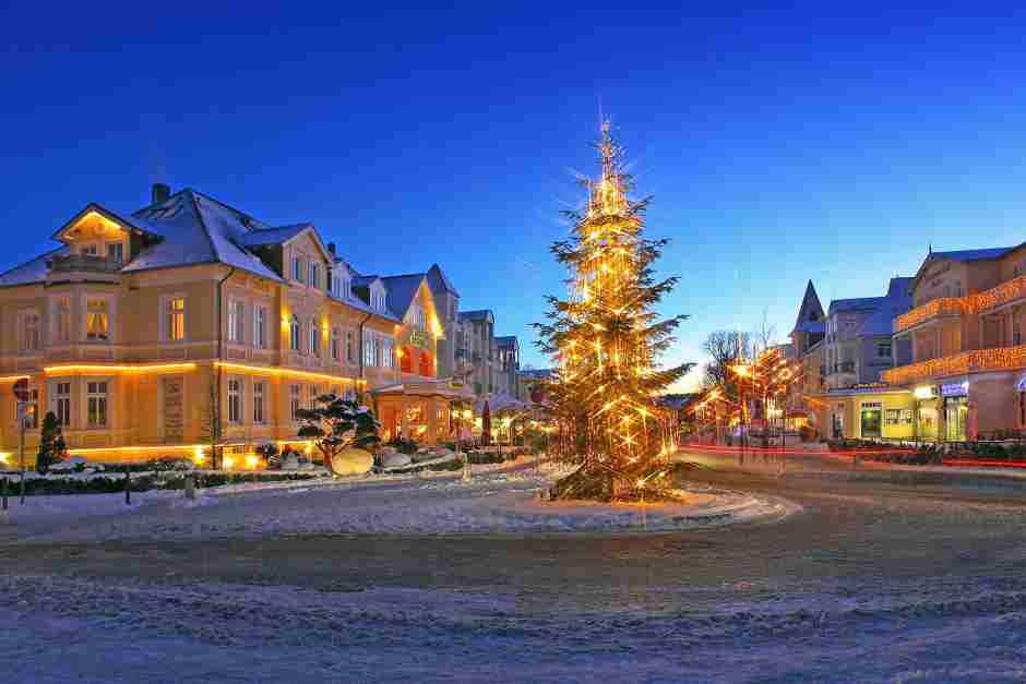 Weihnachtsbaum an der Seebrücke