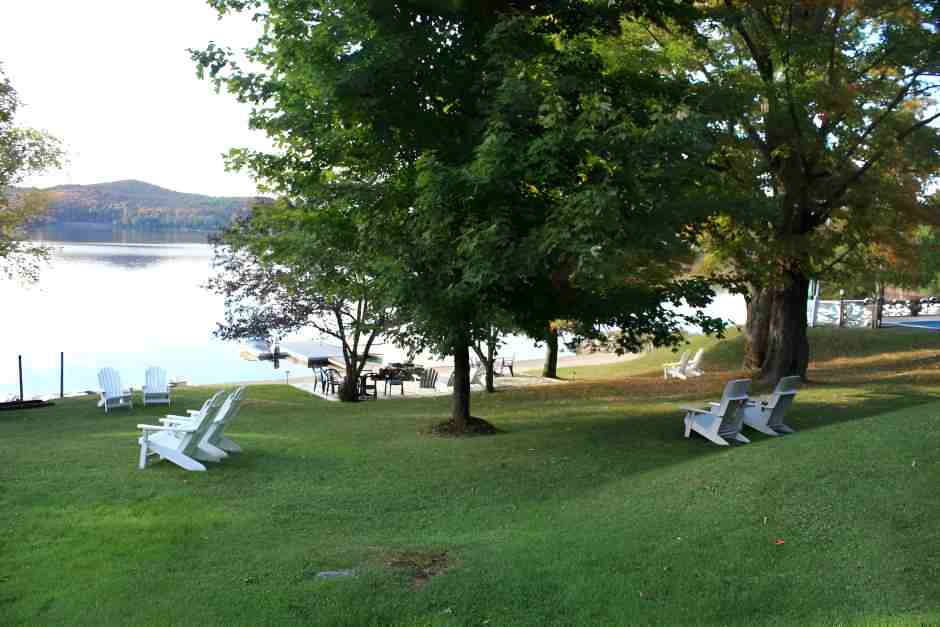 Adults-only Hotel Aufenthalt am Eagle Lake in Ontario, Kanada