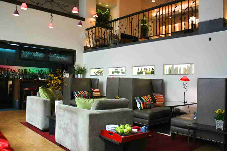 Seating area in the Auberge Saint Antoine