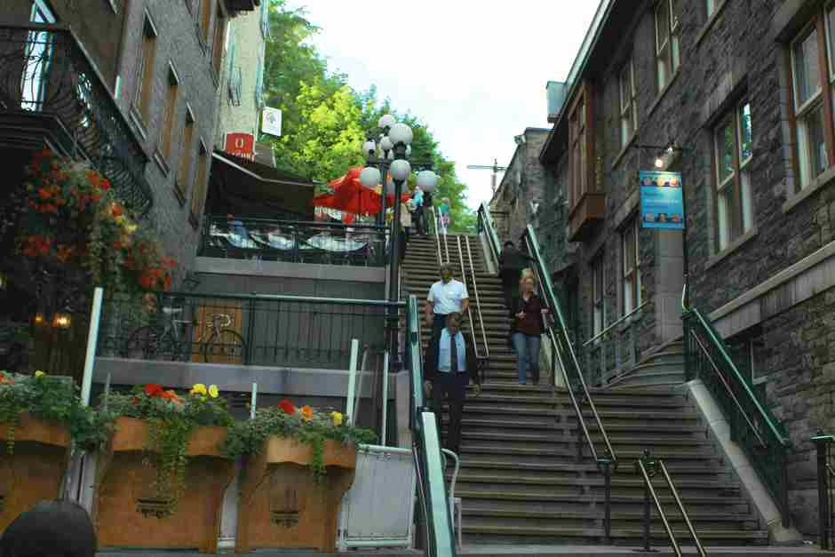 In der Unterstadt wohnen bedeutet viele Treppen