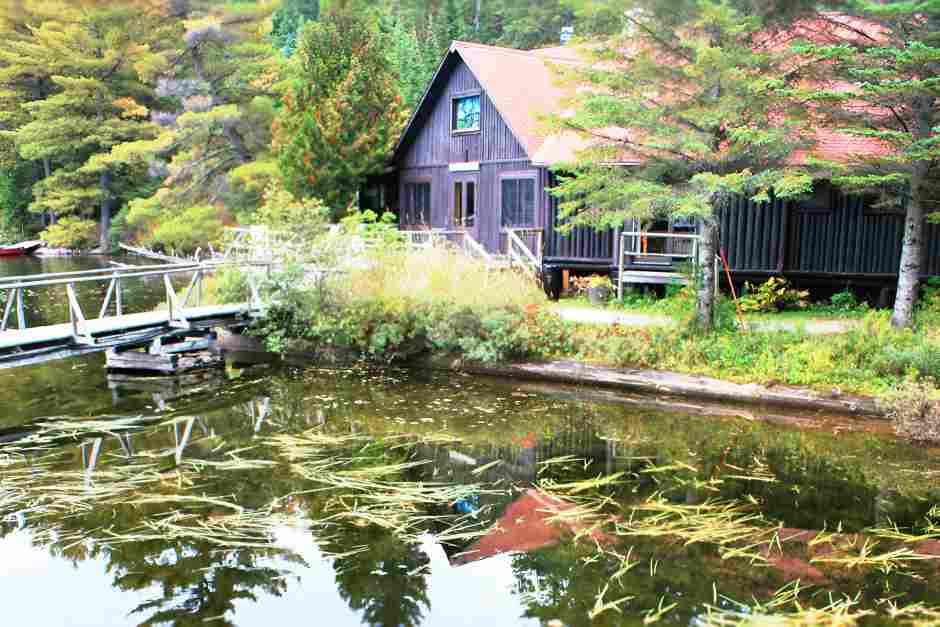 Unterkunft im Algonquin Park nahe dem West Gate